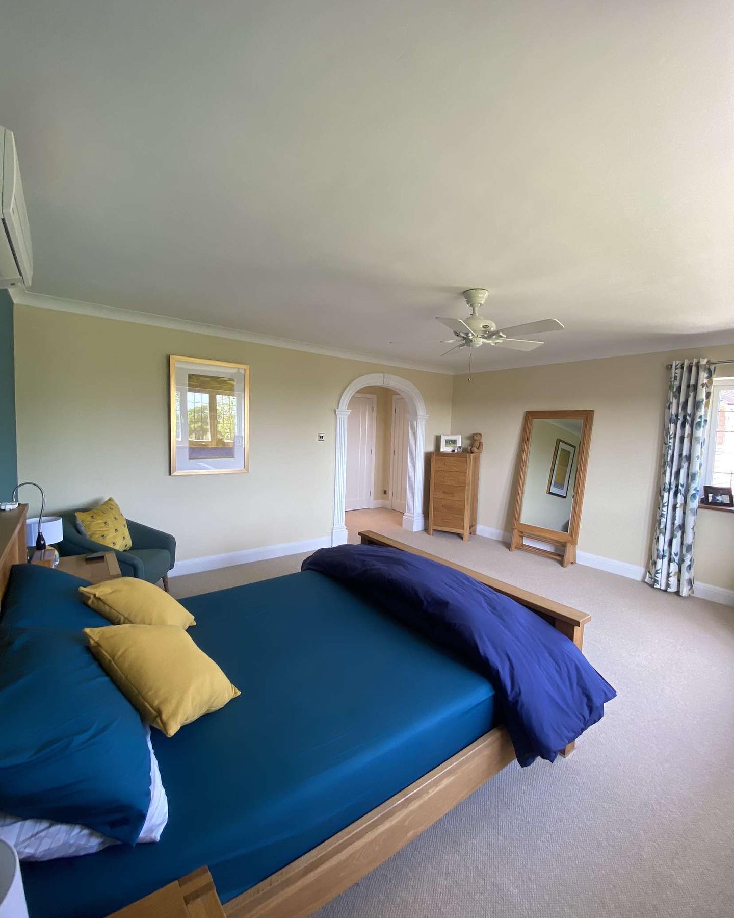 Bedroom detail